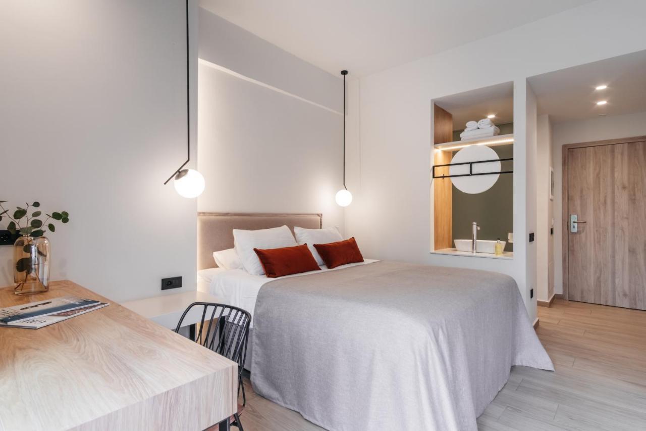 The City Hotel & Suites (Adults Only) Rethymno Exteriör bild